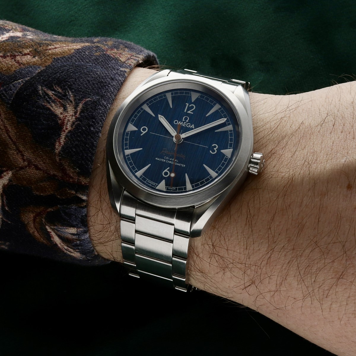 Omega Seamaster Railmaster 220.10.40.20.03.001 | Pirkan Kello