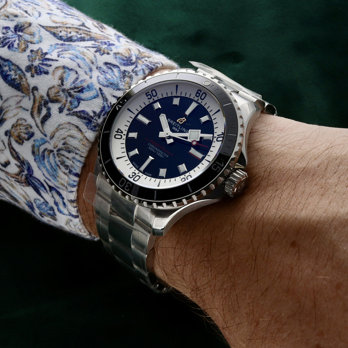 Breitling Superocean 42 A17375 - Image 2