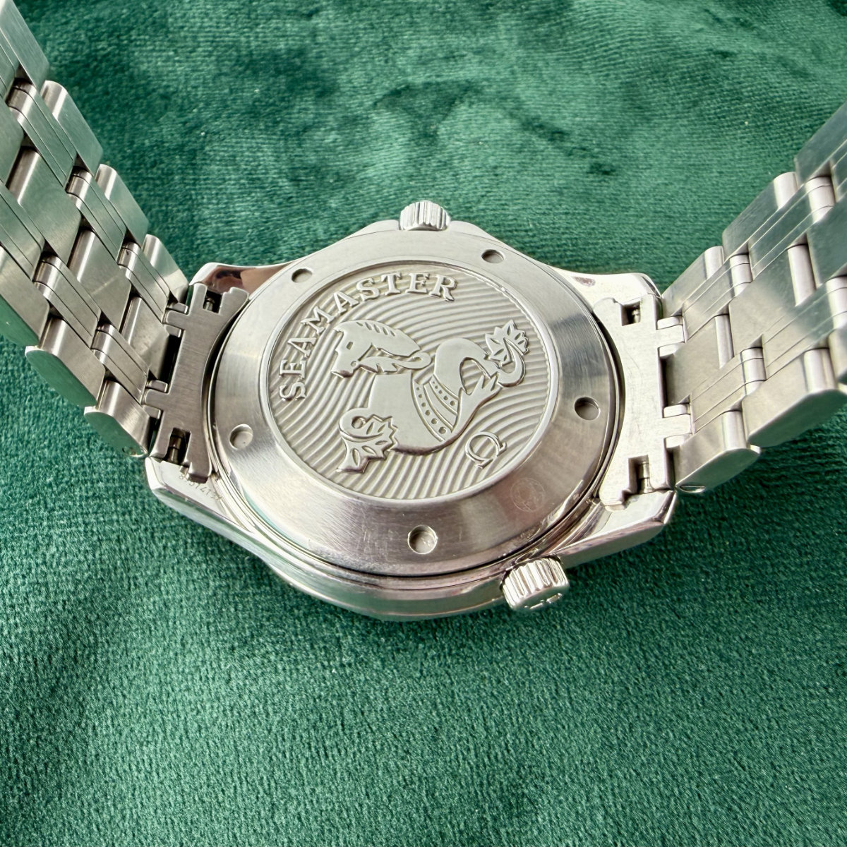 Omega Seamaster Professional 300M 212.30.41.20.01.003 - Image 10
