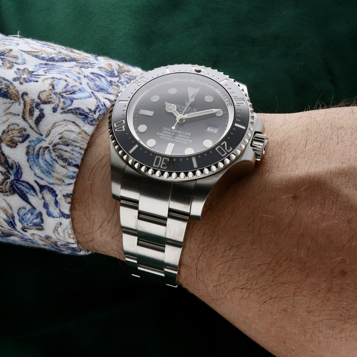 Rolex Sea-Dweller Deepsea 116660 - Image 3