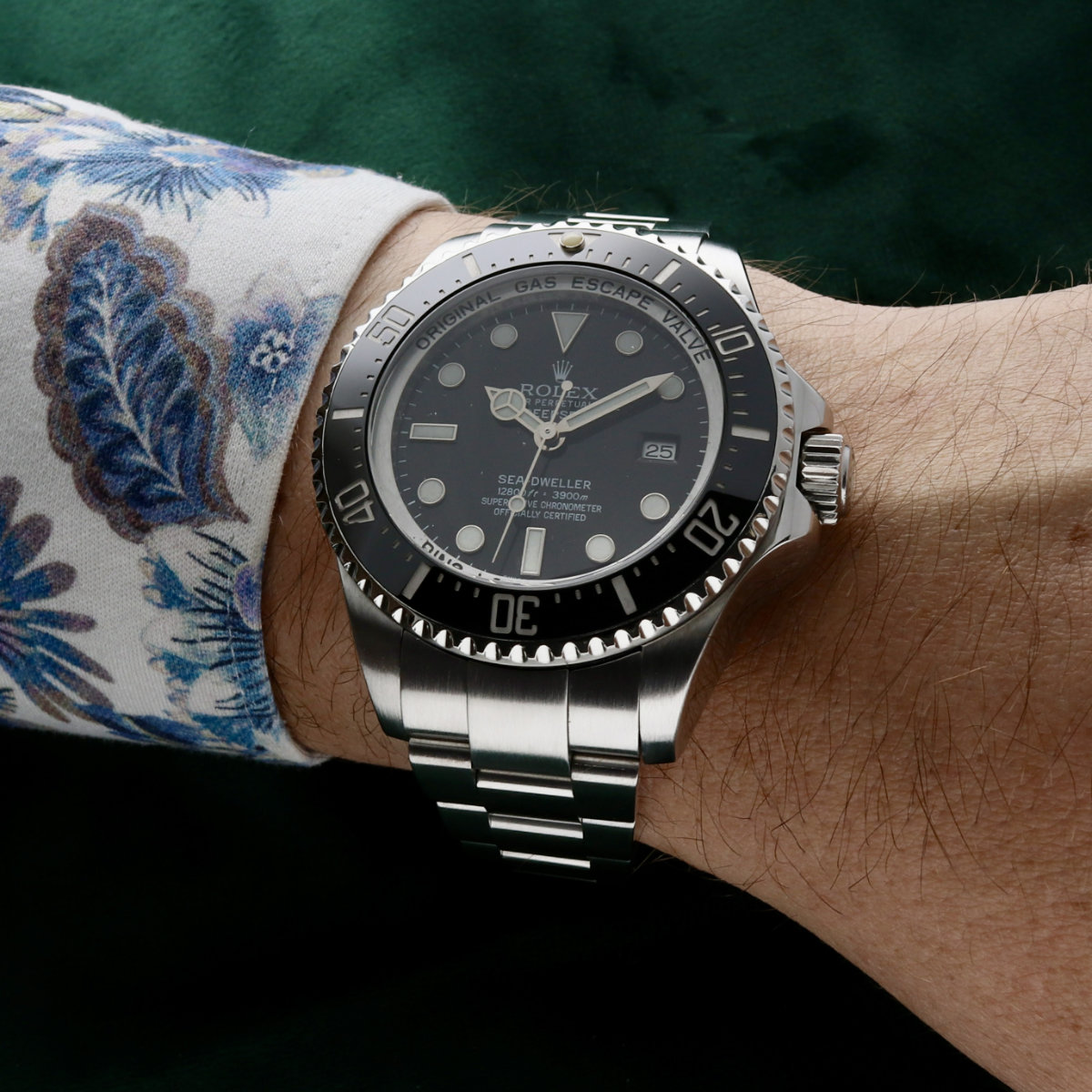 Rolex Sea-Dweller Deepsea 116660 - Image 4