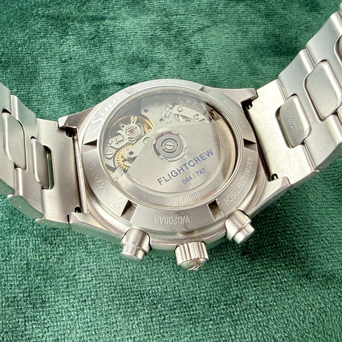 Sinn 144 GMT Lufthansa Cargo Limited Edition - Image 8