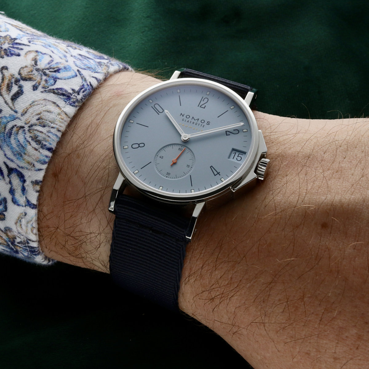 Nomos Ahoi Neomatik 38 Date Sky 526 - Image 3
