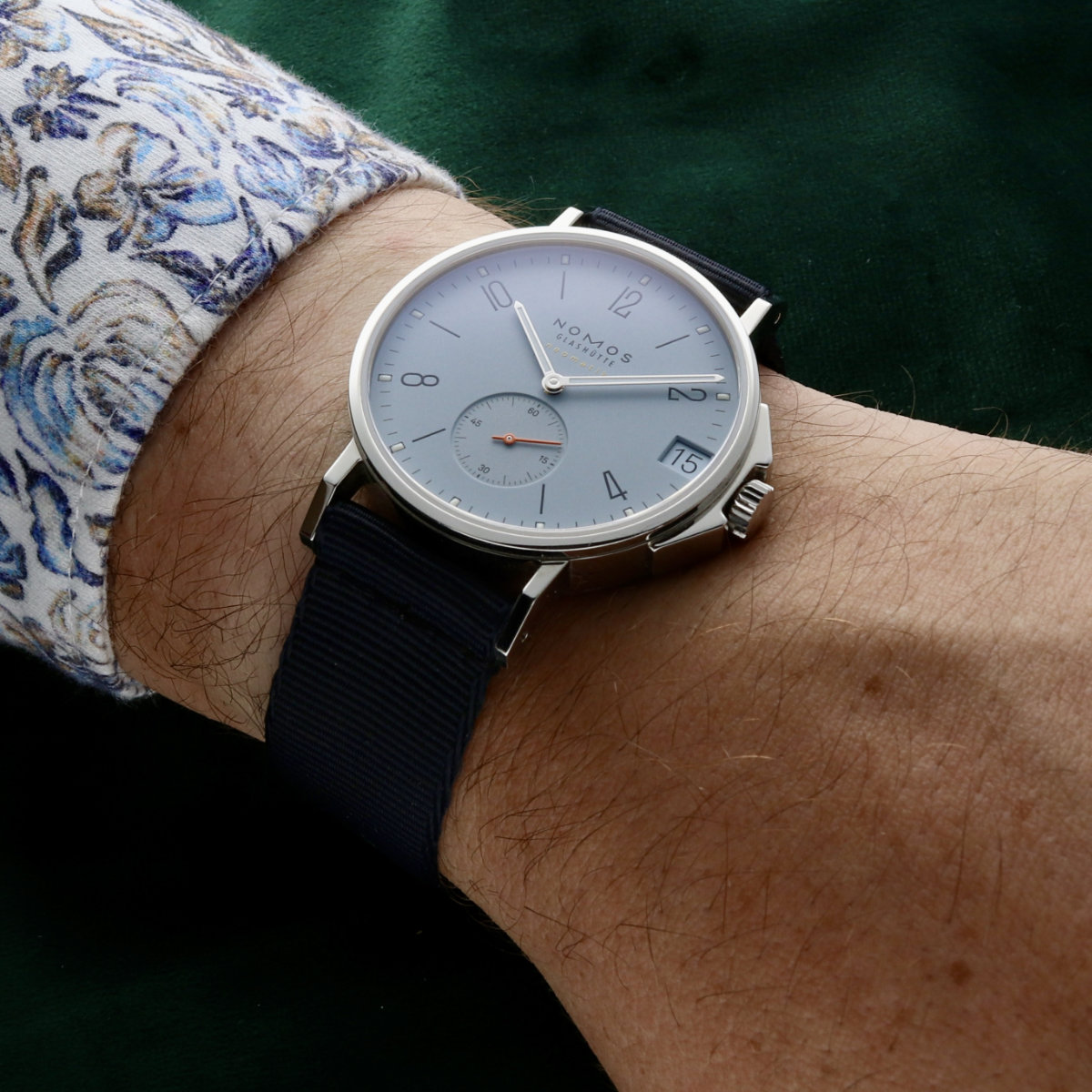Nomos Ahoi Neomatik 38 Date Sky 526 - Image 4